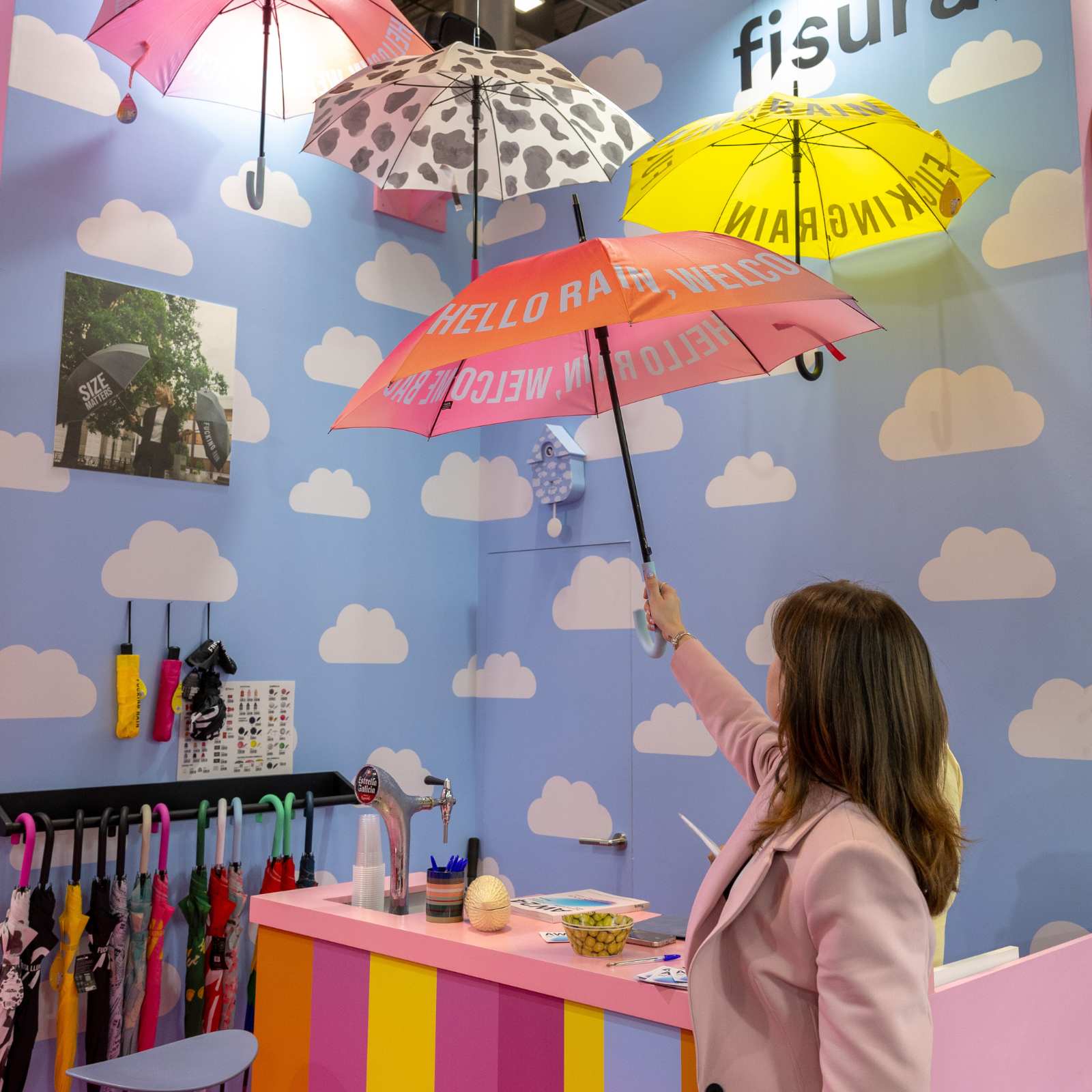Umbrella "Hello Rain, Welcome Back"