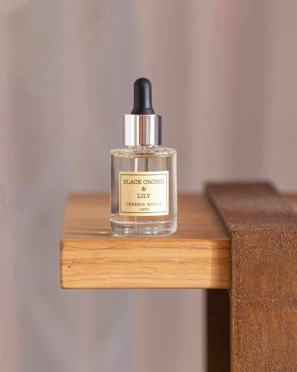Black Orchid & Lily 30ml Essential Oil