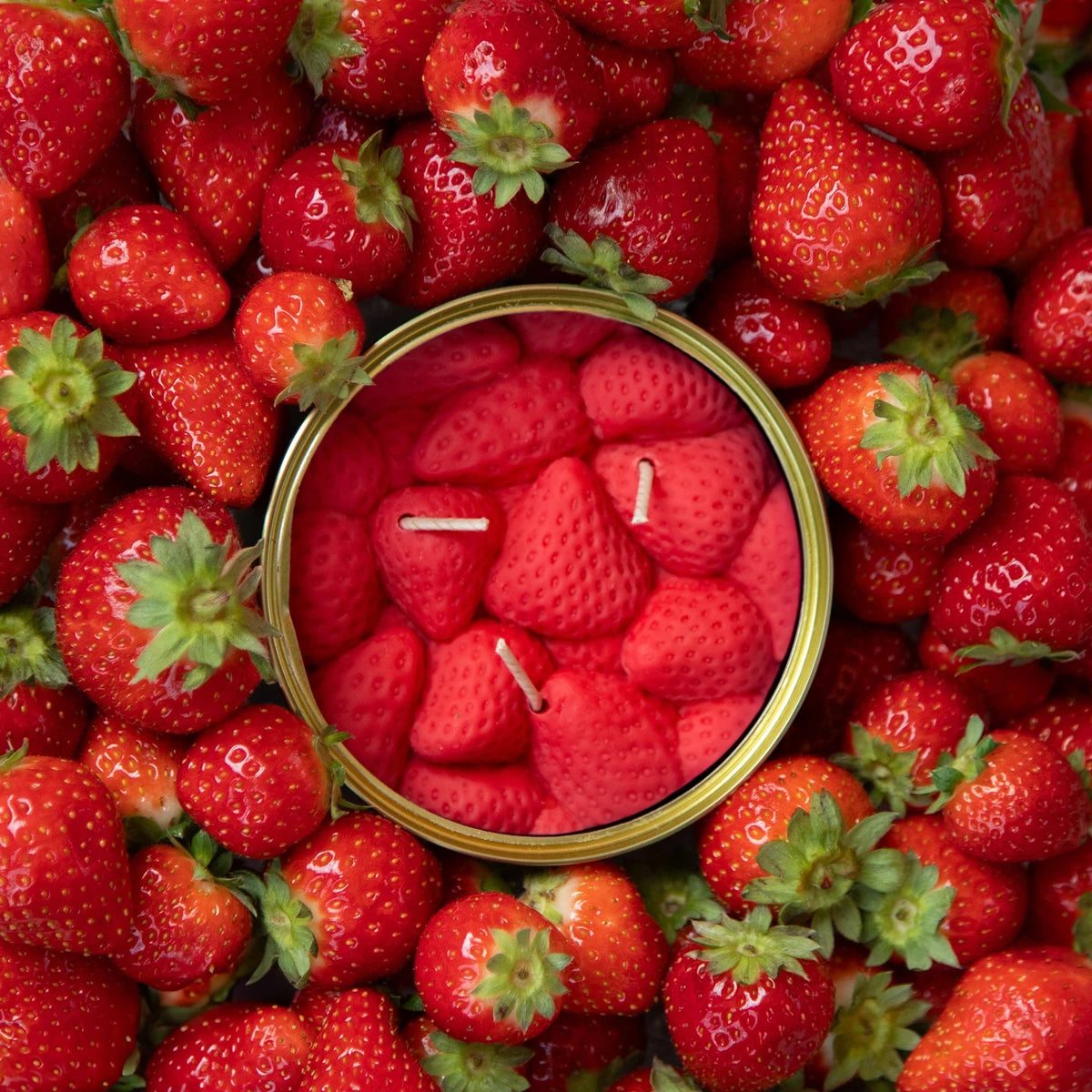 Candle Ripe Strawberries (EU)