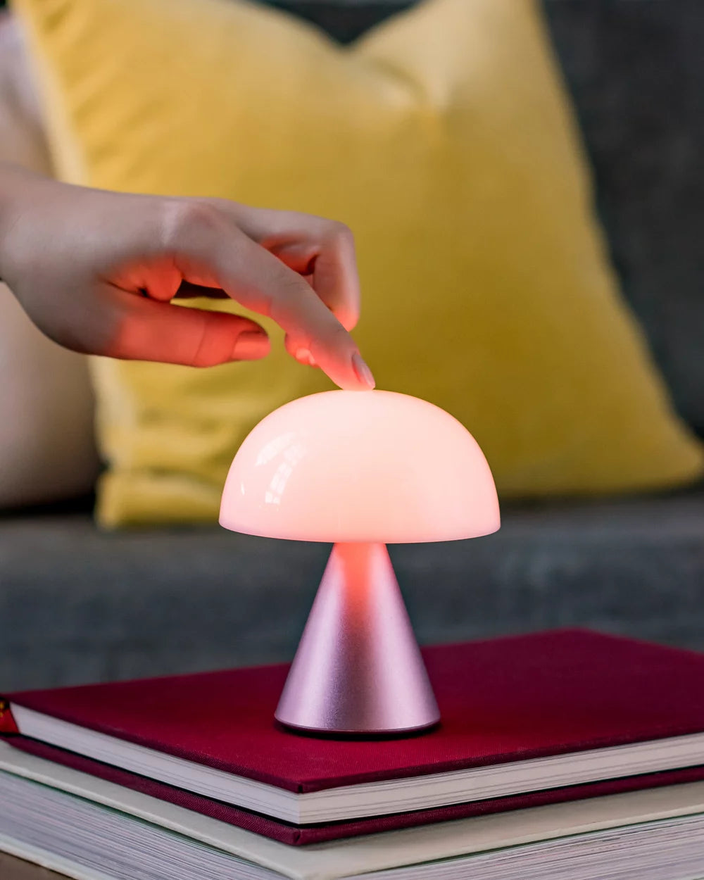 LED lamp Mina M (light pink)