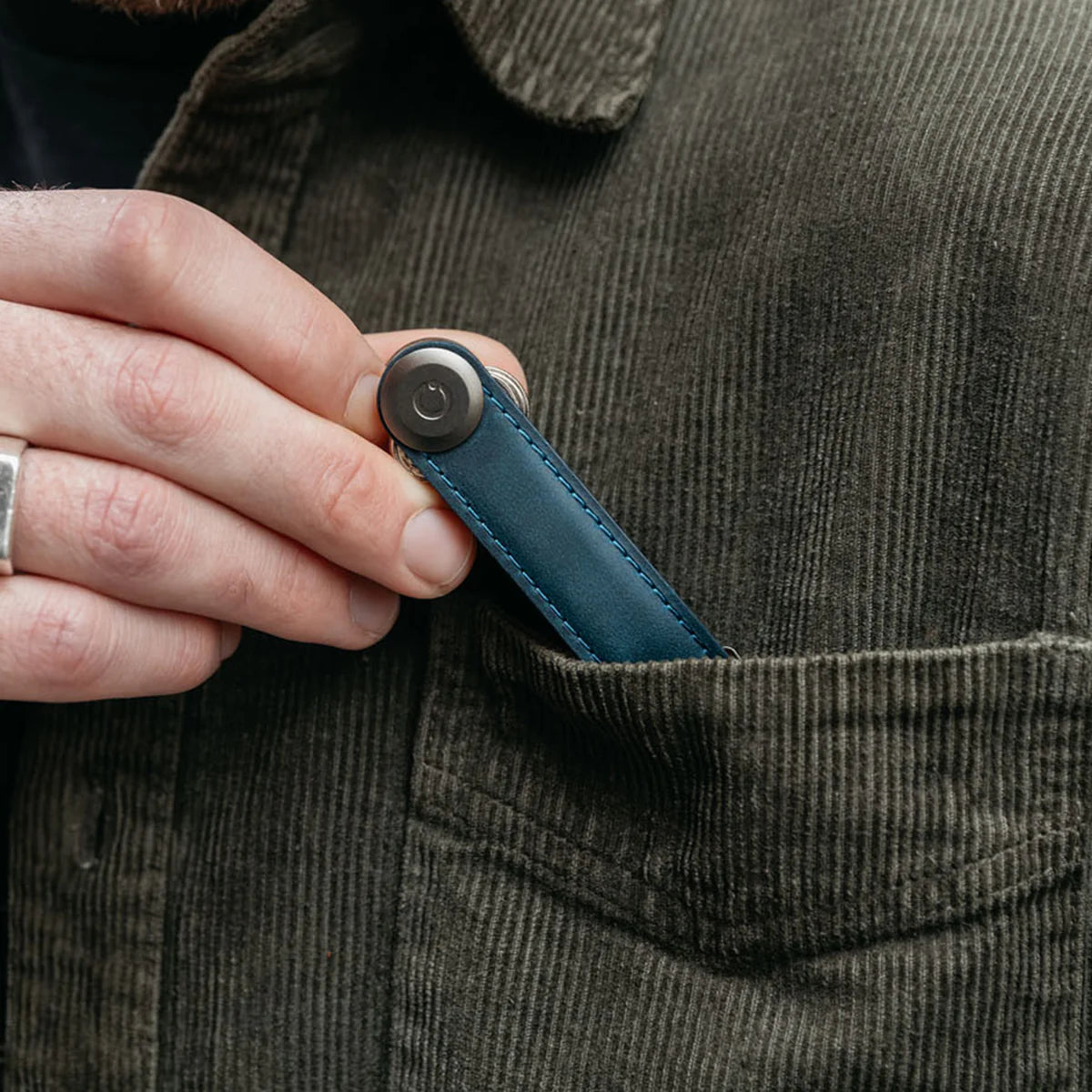Key Organiser Crazy Horse - Marine Blue with Blue Stitching